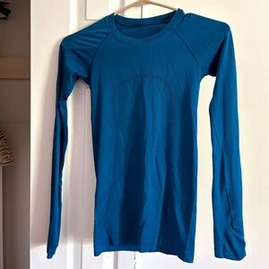 Lululemon Swiftly Tech Blue Long Sleeve Shirt